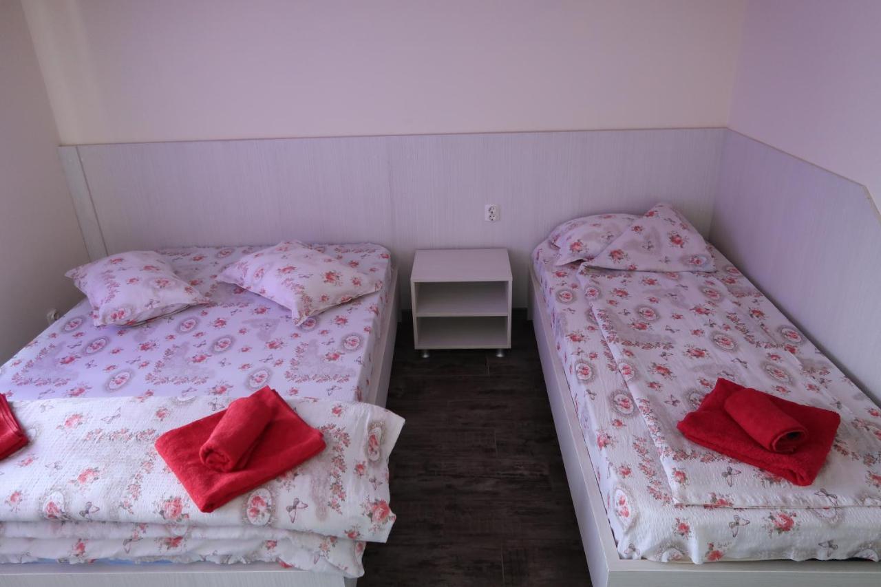 Pensiunea Arthur Râmnicu Vâlcea Esterno foto