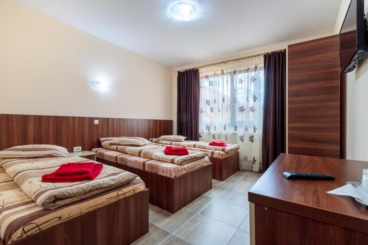 Pensiunea Arthur Râmnicu Vâlcea Esterno foto
